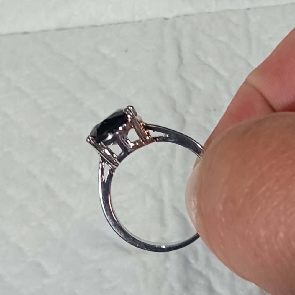 NWOT Silver Amethyst Fashion Jewelry Solitaire Ring Size 7.75 - Picture 10 of 15